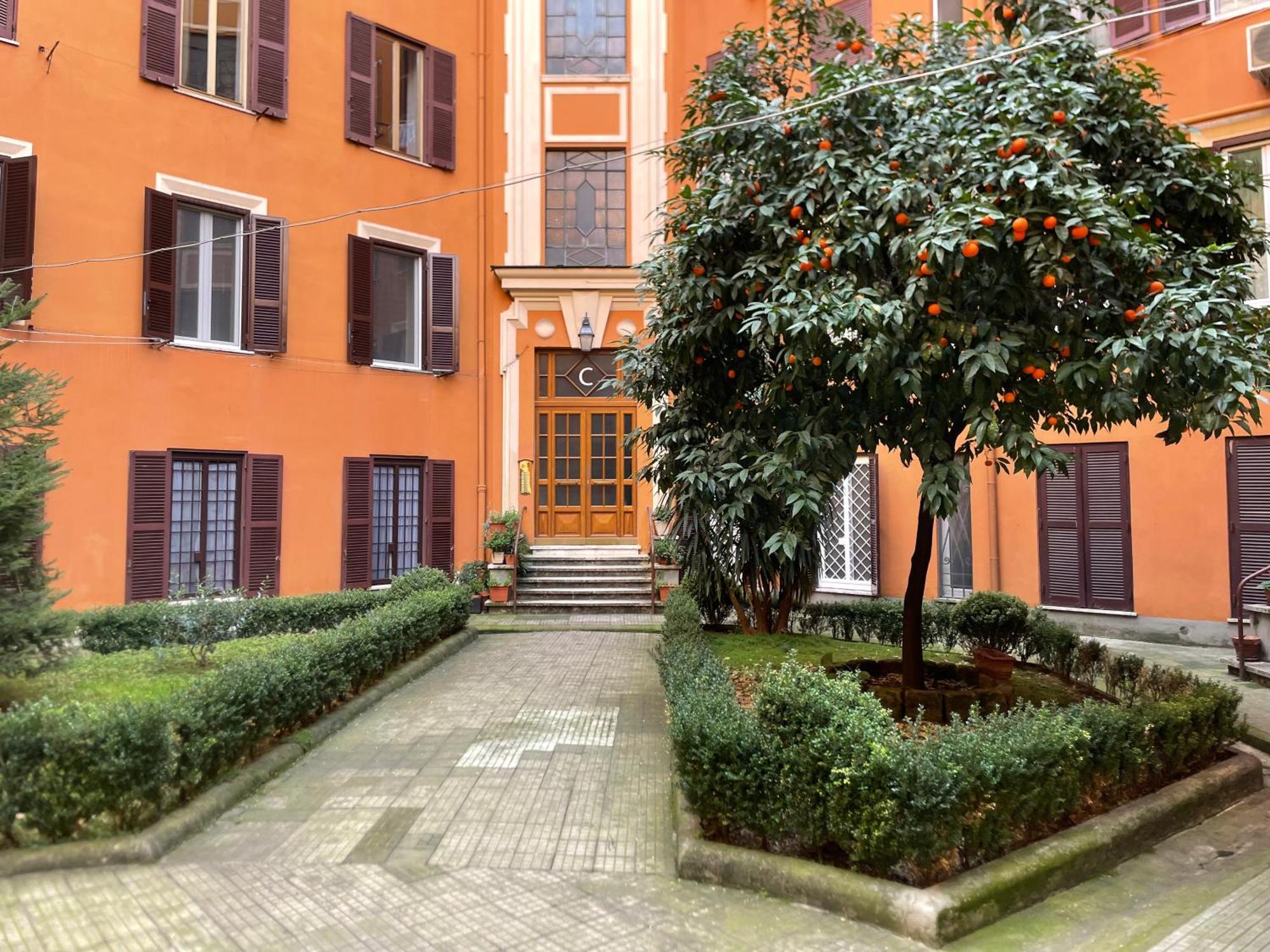 La Corte Di Merlino - Di Pregio Apartment Rom